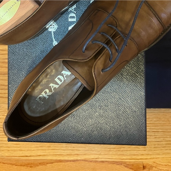 PRADA Men’s Cap Toe Dress Shoes I Excellent Condition I Made in Italy - Picture 2 of 4